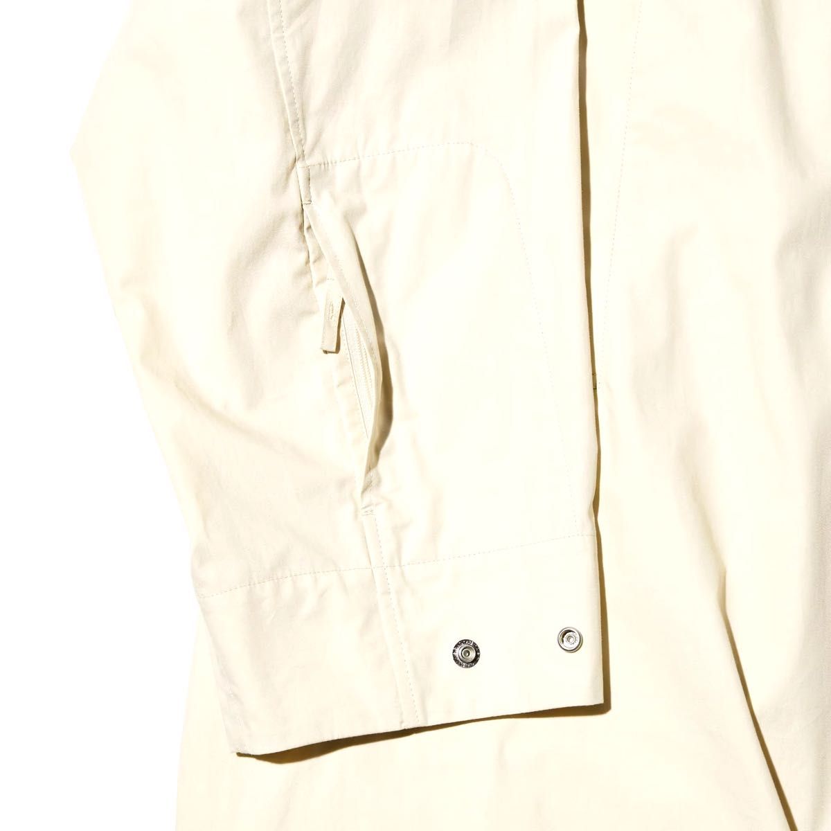 ネットでポチり隊大絶賛 UNIQLO U ユーティリティフーデッド ネットでポチり隊大絶賛 UNIQLO U ユーティリティフーデッド