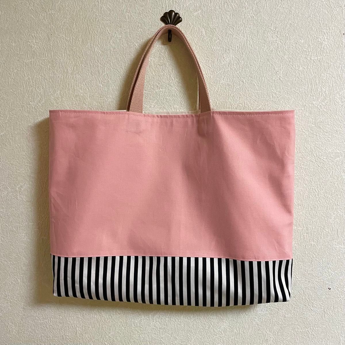 ハンドメイド ☆ レッスンバッグ 30×40 マチあり ピンク ストライプ