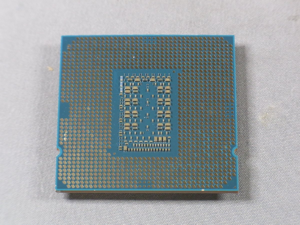 B38784 O-02333 intel Core i7-11700K SRKNL LGA1200 CPU 動作品_画像2