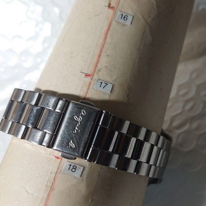 agnes.b  V654アニエスベー腕時計クォーツ 人気ホワイト文字盤 世界地図
