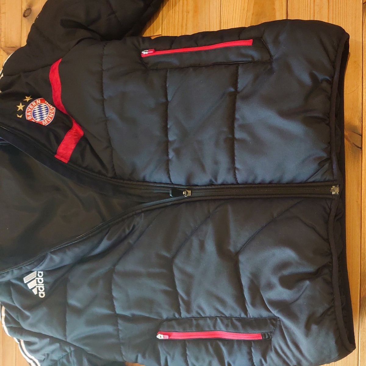 レア品 FC bayern munchen バイエルンミュンヘン ダウン レア品 FC bayern munchen バイエルンミュンヘン ダウン