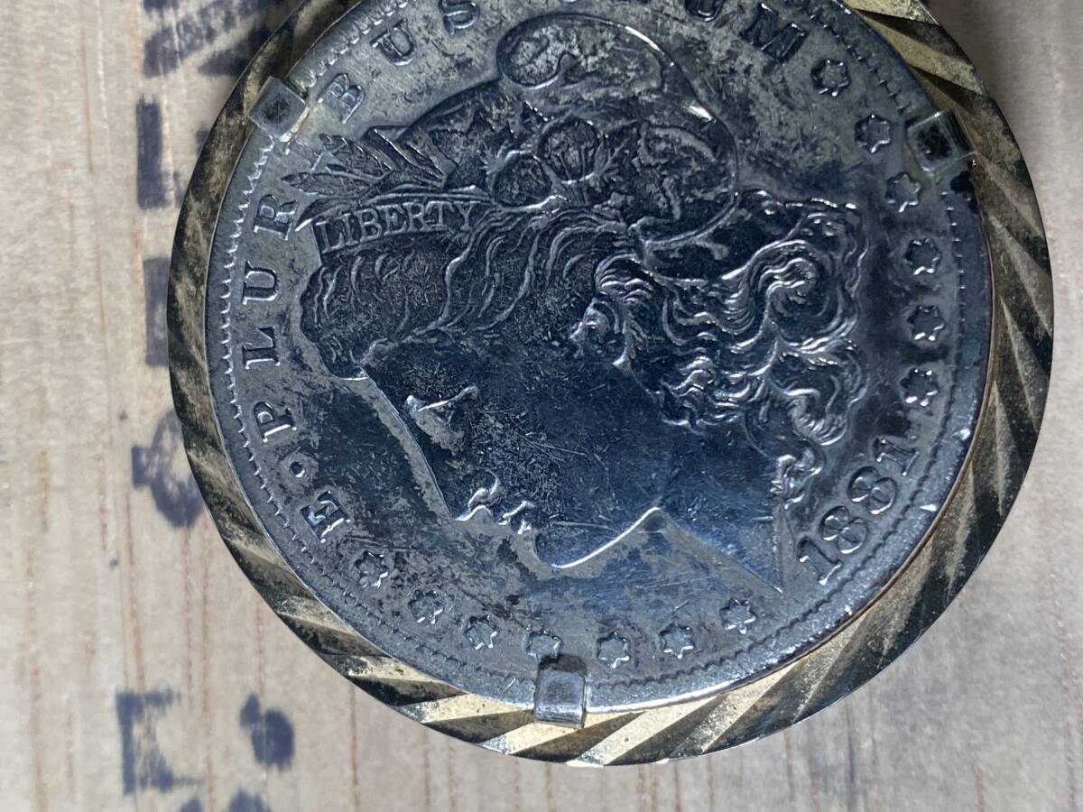 1881年 モルガン ダラー 銀貨 1ドル シルバー モルガンド リバティ イーグル アメリカ合衆国造幣局 アンティークコインマネークリップの画像7