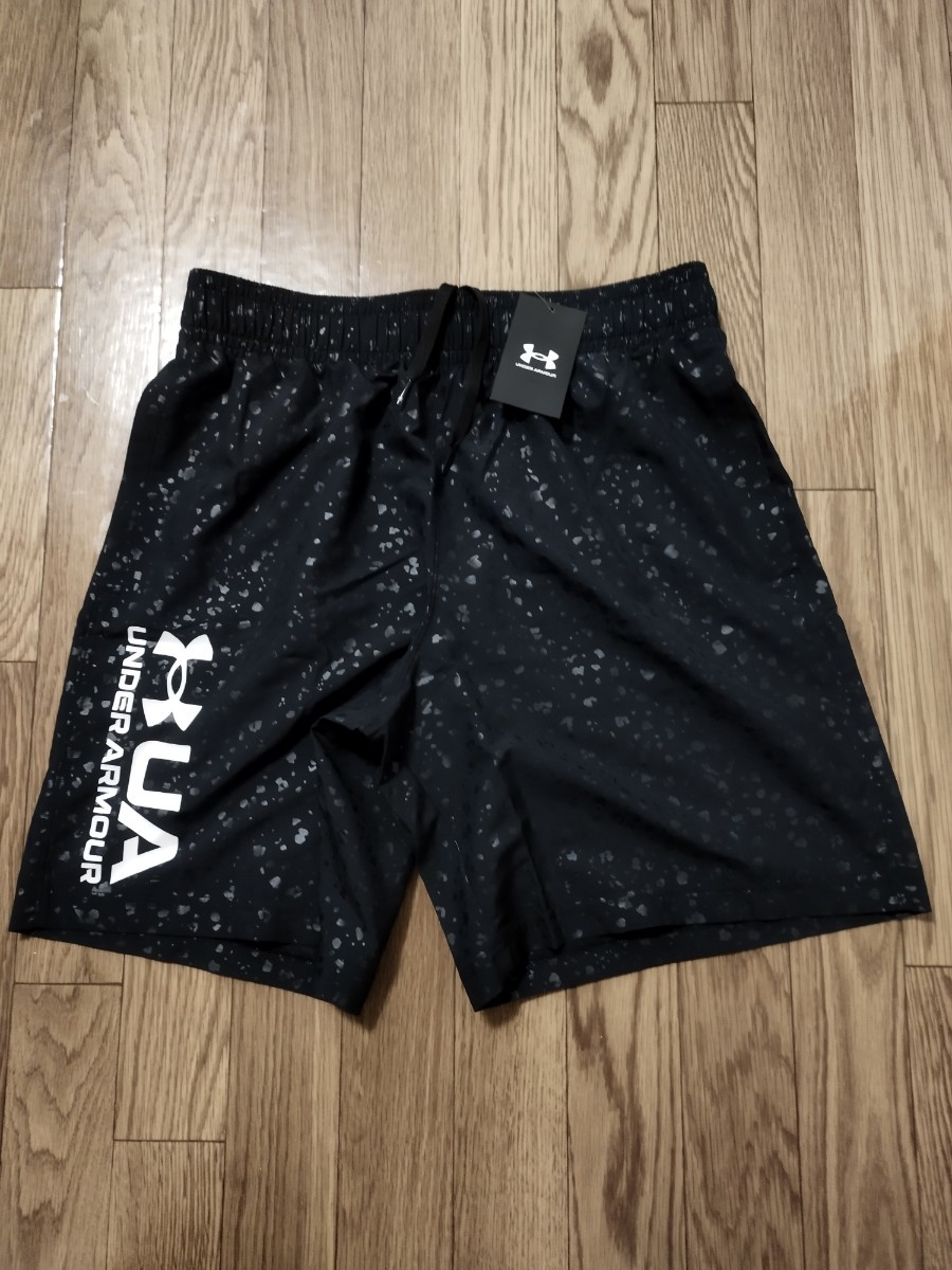 【新品特価!定価4400円が55％OFF!】アンダーアーマーUNDER ARMOUR メンズ ウーブン エンボス ショーツ 1361432/ブラック / サイズXLの画像1