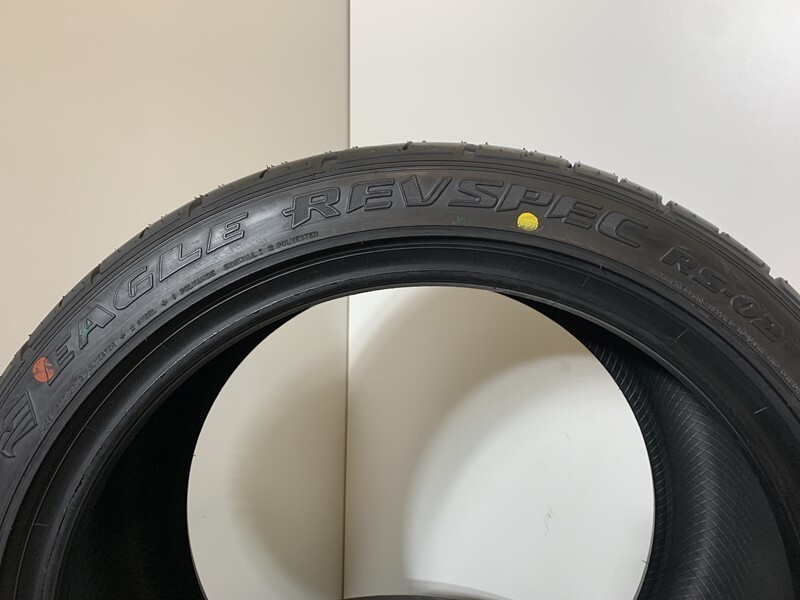 タオル付【送料無料】未使用夏タイヤ２本セット 275/35R18 95W(SGY138-14)GOODYEAR EAGLE REVSPEC RS-02 275/35/18 20年～21年_画像4