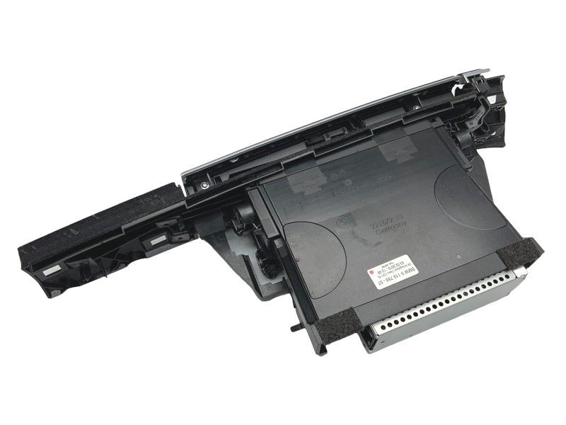 BM066 F01 KA44 750i M sport DVD changer panel attaching *9 119 799-07 * operation OK 0