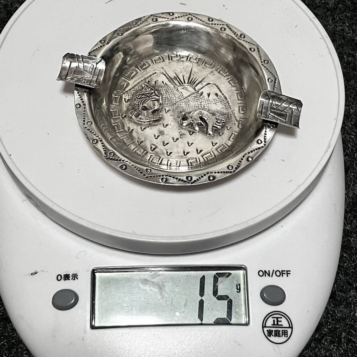 ペルー シルバー925 銀製品 灰皿 猫 輸入雑貨|Yahoo!フリマ(旧 ペルー シルバー925 銀製品 灰皿 猫 輸入雑貨|Yahoo!フリマ(旧