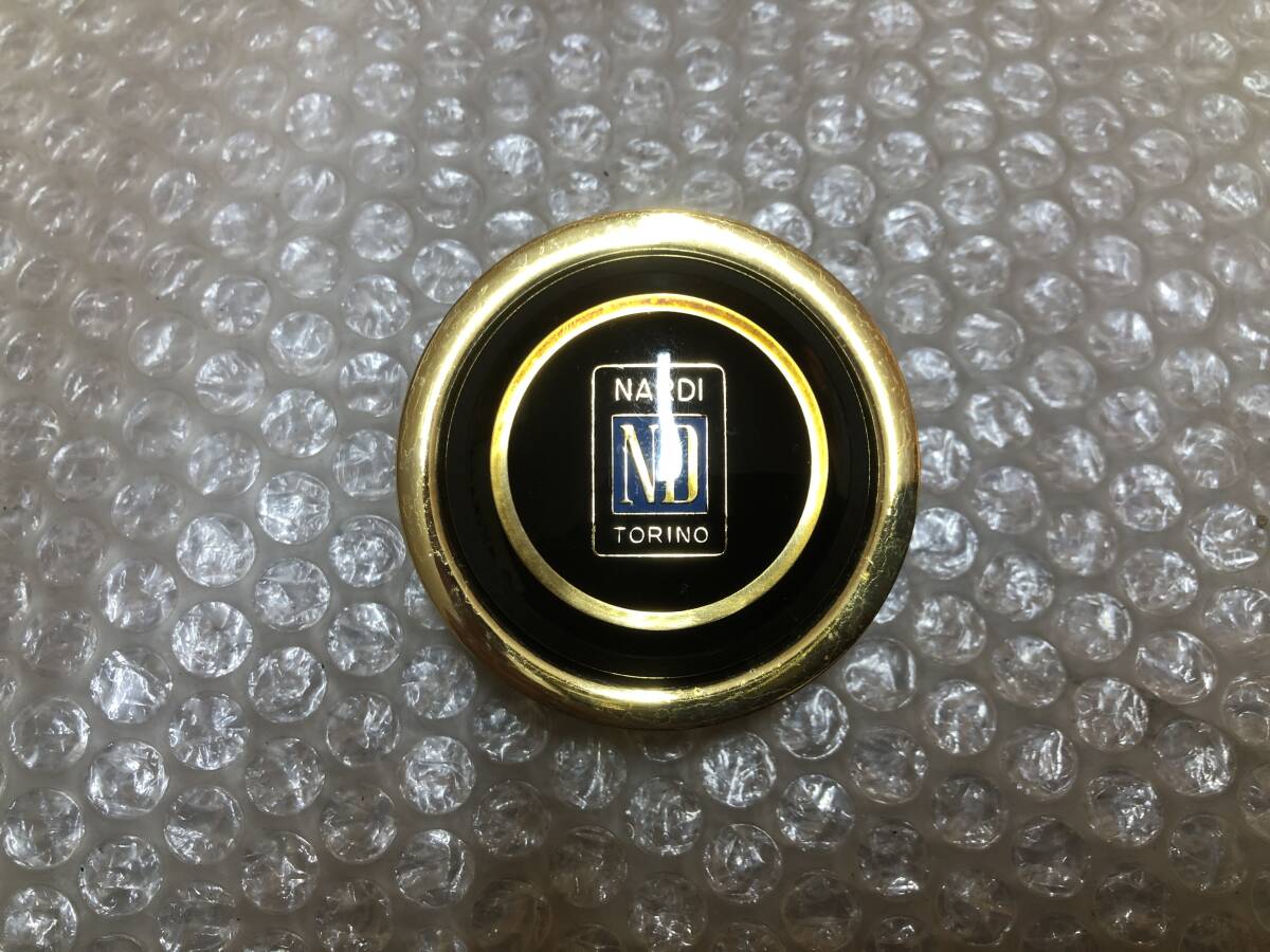 ☆当時物☆ 正規品 NARDI ナルディ クラシック ウッド ステアリング 用 ゴールド ホーンボタン FET NA6 NB6 NB8 36 37 トヨタ クラシック_画像1