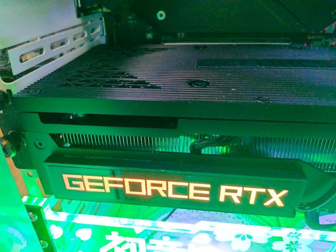 【新品(ぺりぺり付き)】GeForce RTX 光るロゴ._画像5