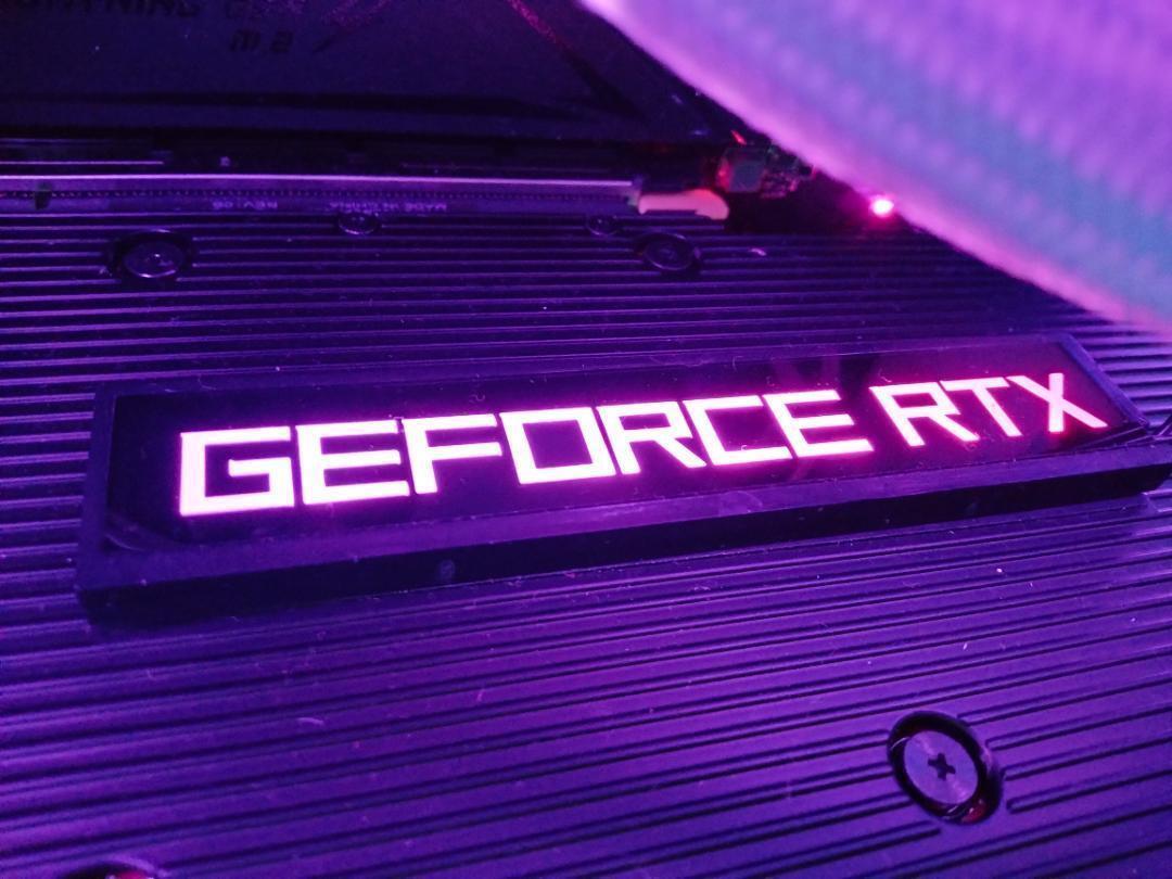 【新品(ぺりぺり付き)】GeForce RTX 光るロゴ._画像9