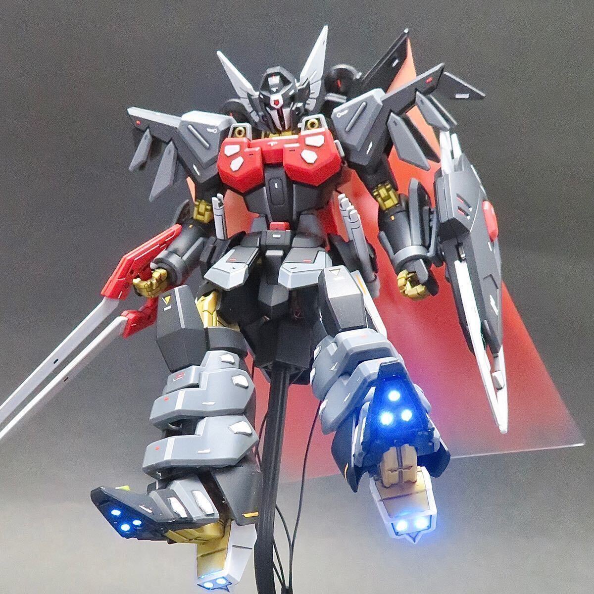 バンダイ HG 1/144 機動戦士ガンダム シードフリーダム ブラックナイトスコードシヴァ LED電飾 塗装完成品_画像7