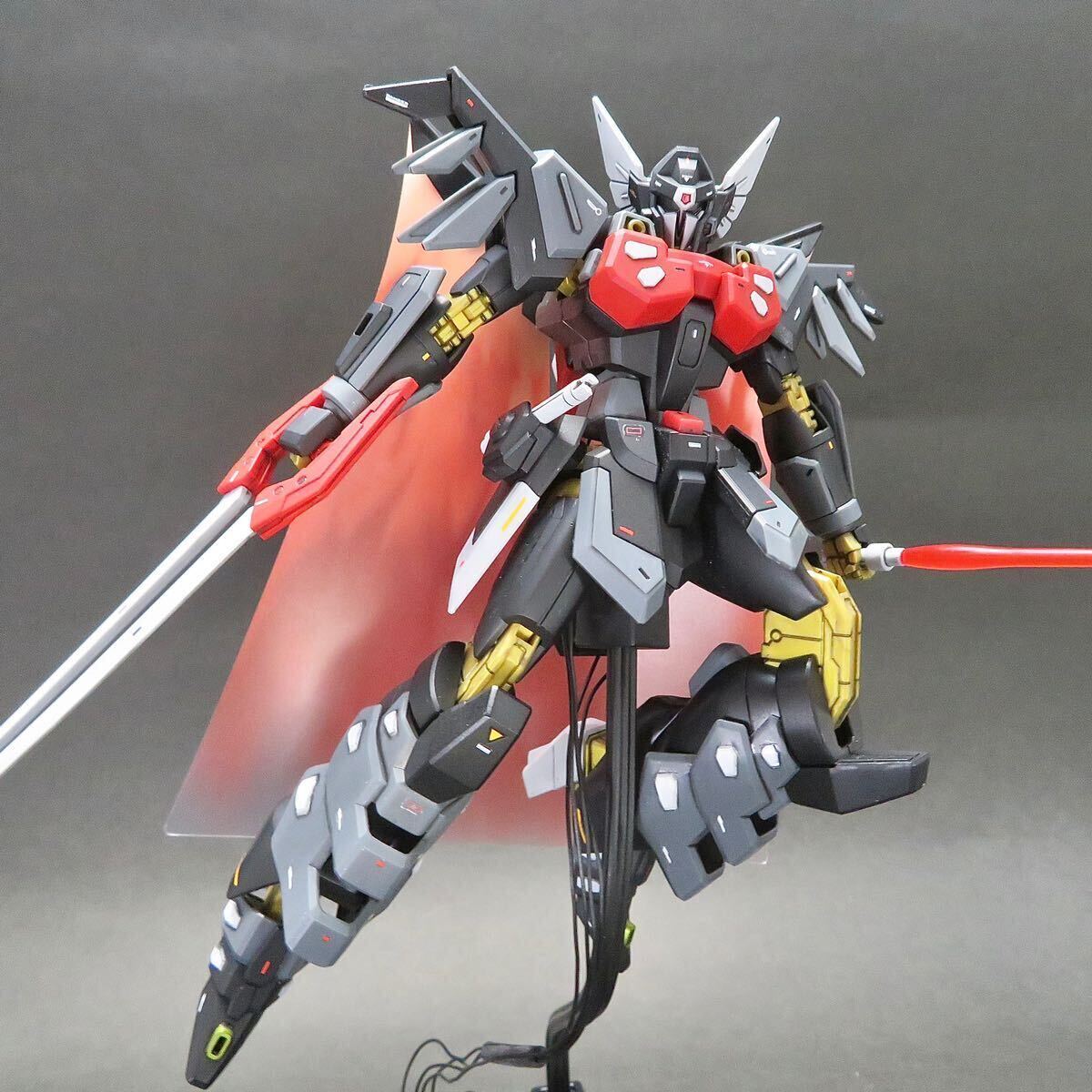 バンダイ HG 1/144 機動戦士ガンダム シードフリーダム ブラックナイトスコードシヴァ LED電飾 塗装完成品_画像9