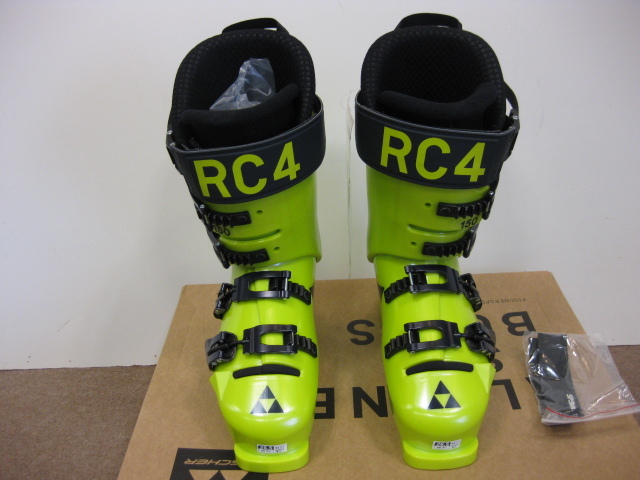 フィッシャー・レーシング・エキスパート向けブーツ 2023 RC4 フィッシャー・レーシング・エキスパート向けブーツ 2023 RC4