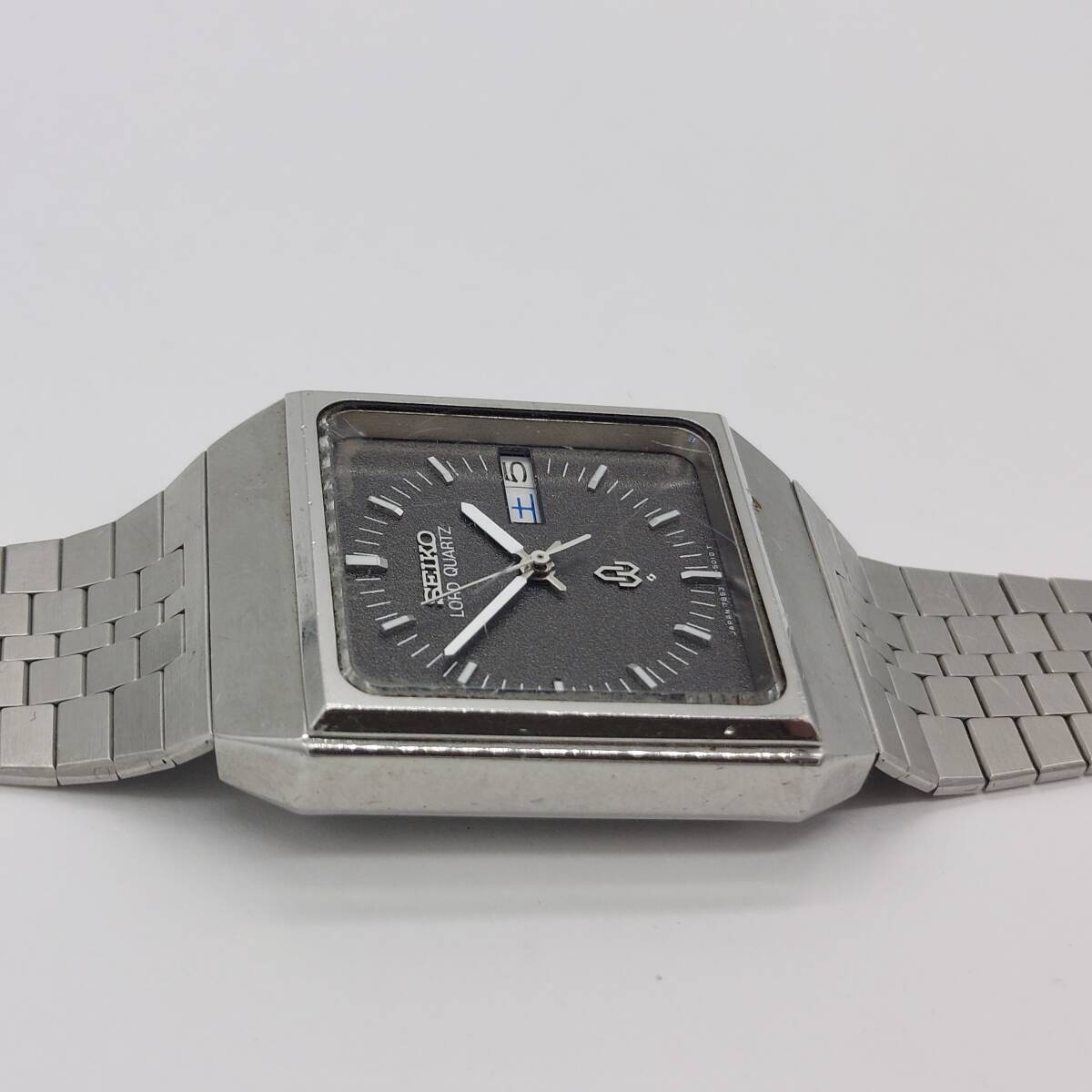 ■SEIKO セイコー LORD QUARTZ ロードクォーツ 7853-5010 ブラック文字盤 シルバー デイデイト スクエア メンズ 腕時計 の画像4