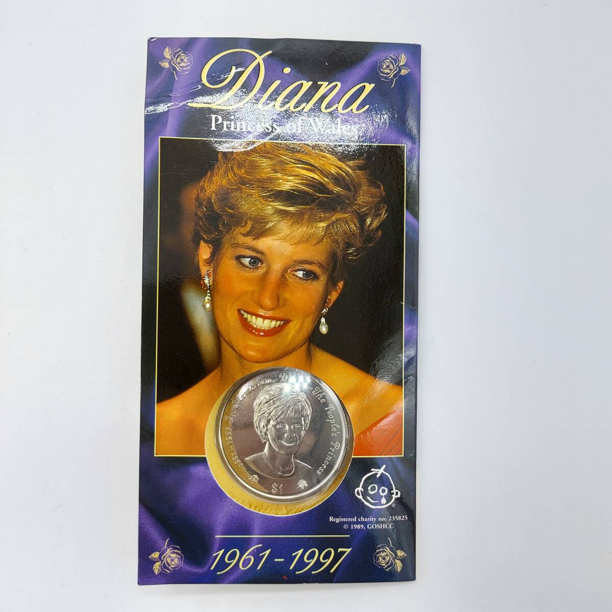【美品】ダイアナ妃 メモリアルコイン 1＄ 外貨 硬貨 コイン 貨幣 メダル 素材不明 (5826)の画像1