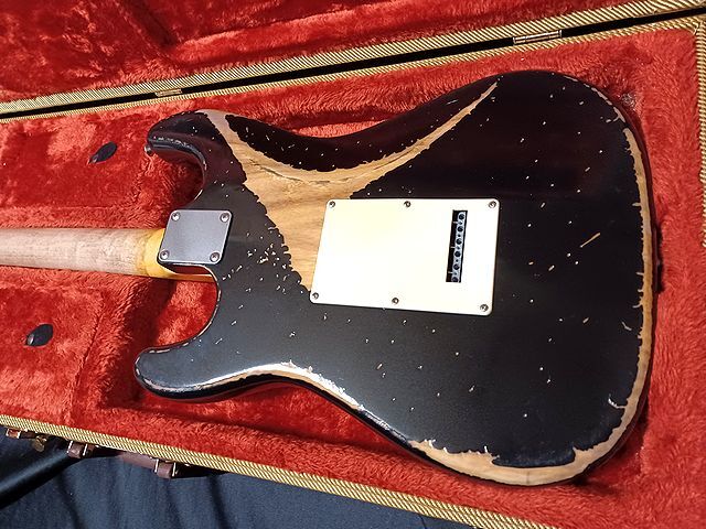 リアトーン搭載Select Capacitor BeldenWier CustomRelicBlackStratocaster の画像6