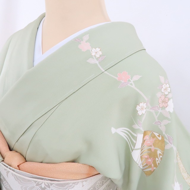 ゆめsaku2 新品 やまと誂製 金駒刺繍 着物 正絹 仕付け糸付“うららかな 