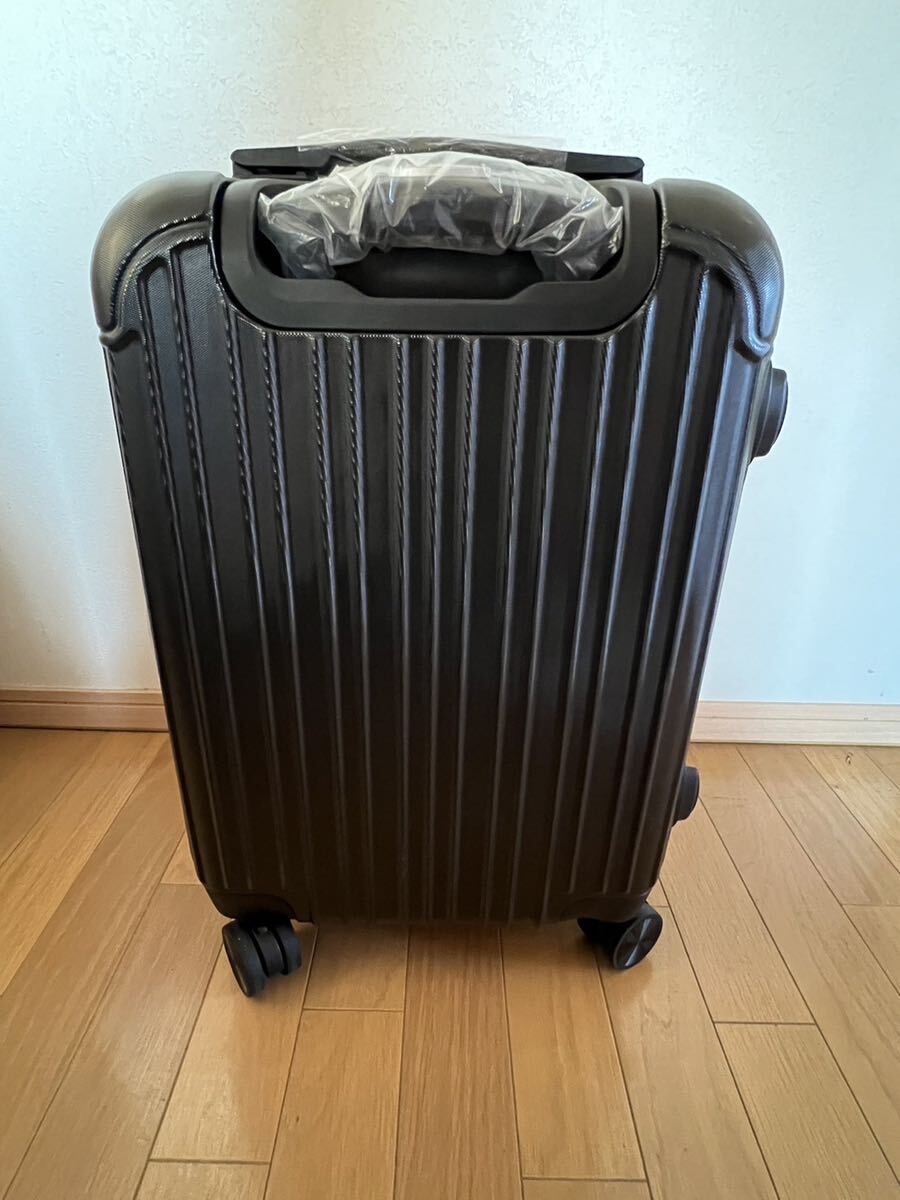 スーツケース　キャリーケース　Sサイズ　キャリーバック　TSAロック　鍵なし　ダークグレー　ダブルキャスター_画像3