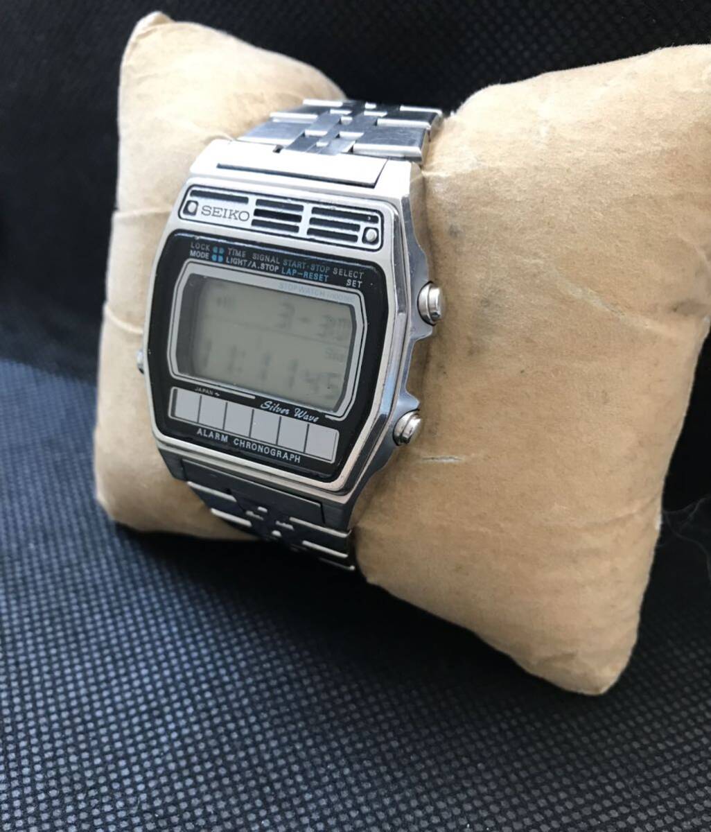 稼働 SEIKO セイコー silver waveシルバーウェーブA258-5000 デジタル クォーツ 腕時計 1980年代 希少 オリジナルブレス　 _画像5