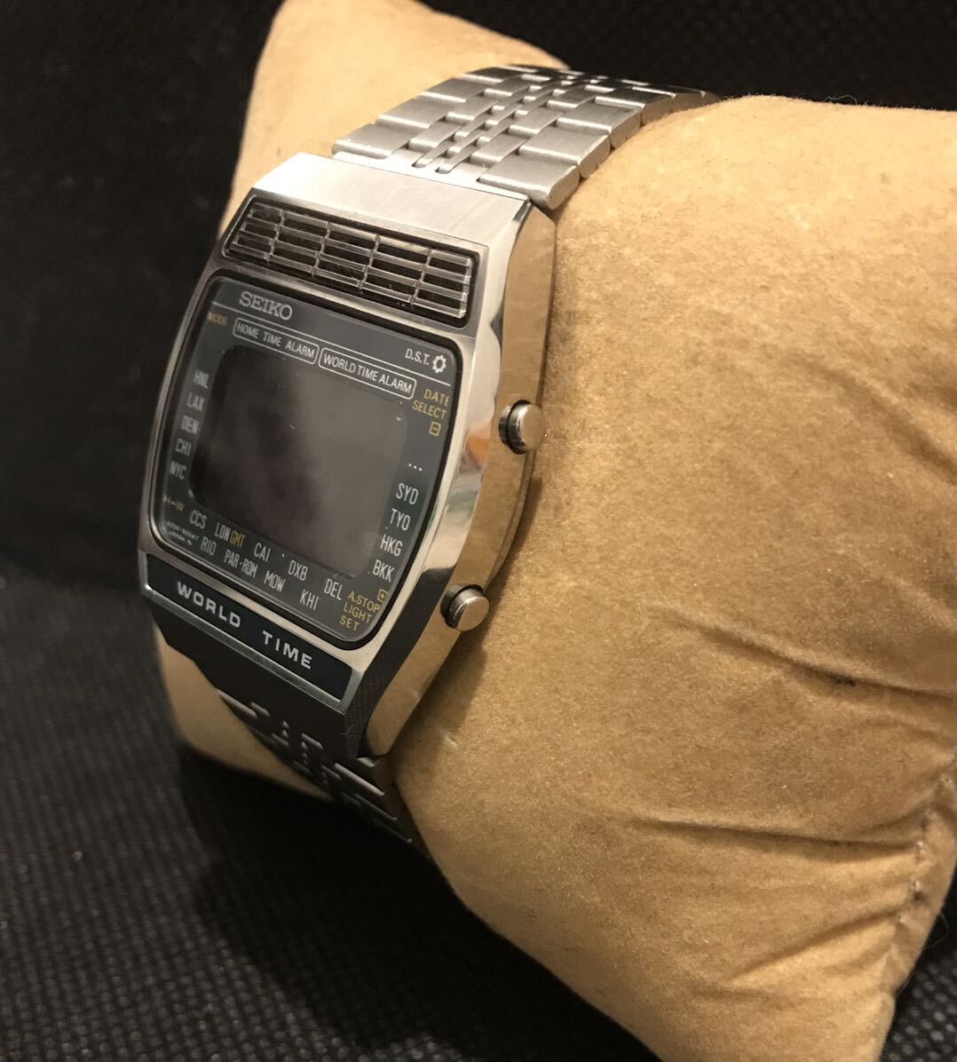 稼働 SEIKO ATLAS WORLD TIME アトラス ワールドタイム A239-502A デジタル クォーツ 腕時計 希少品 美品 デッドストック?_画像7