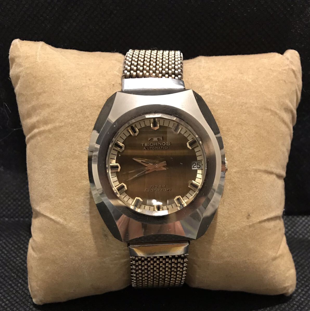 TECHONS AUTOMATIC TIGER Borazon タイガー ボラゾン 自動巻き 腕時計 稼働品 カットガラス 美品  の画像4