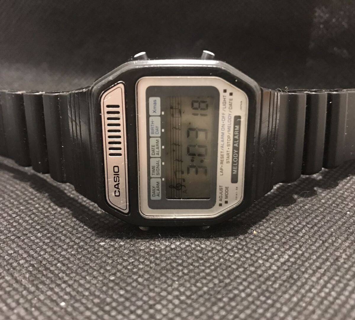 CASIO 82H108 メロディ アラーム クロノグラフ デジタル クォーツ 腕時計 稼働品 良品 希少品_画像2