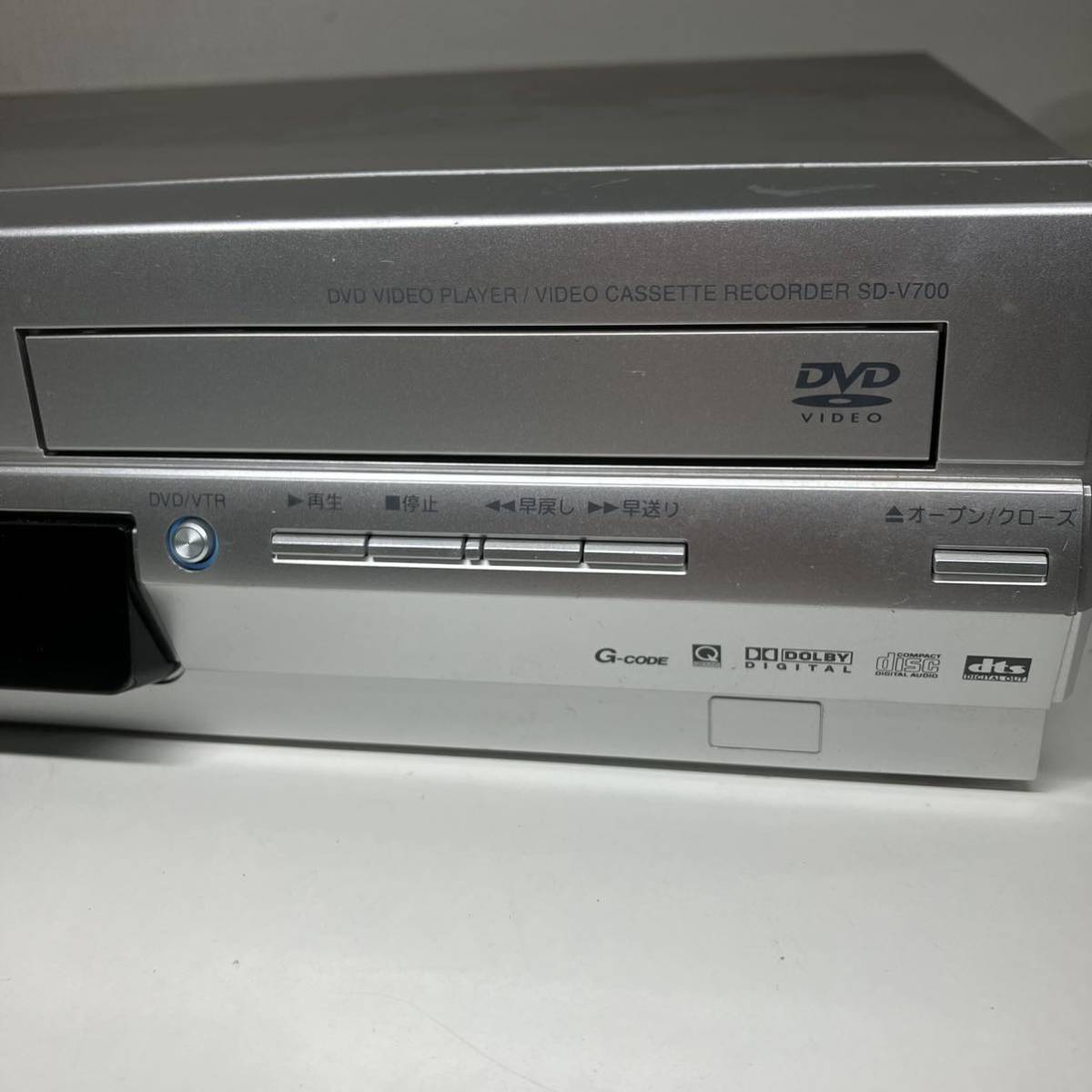 1円〜 2☆ TOSHIBA VTR一体型DVDビデオプレイヤー SD-V700 東芝 VHS ビデオテープレコーダー リモコン付属 ビデオデッキ 通電確認済み_画像5