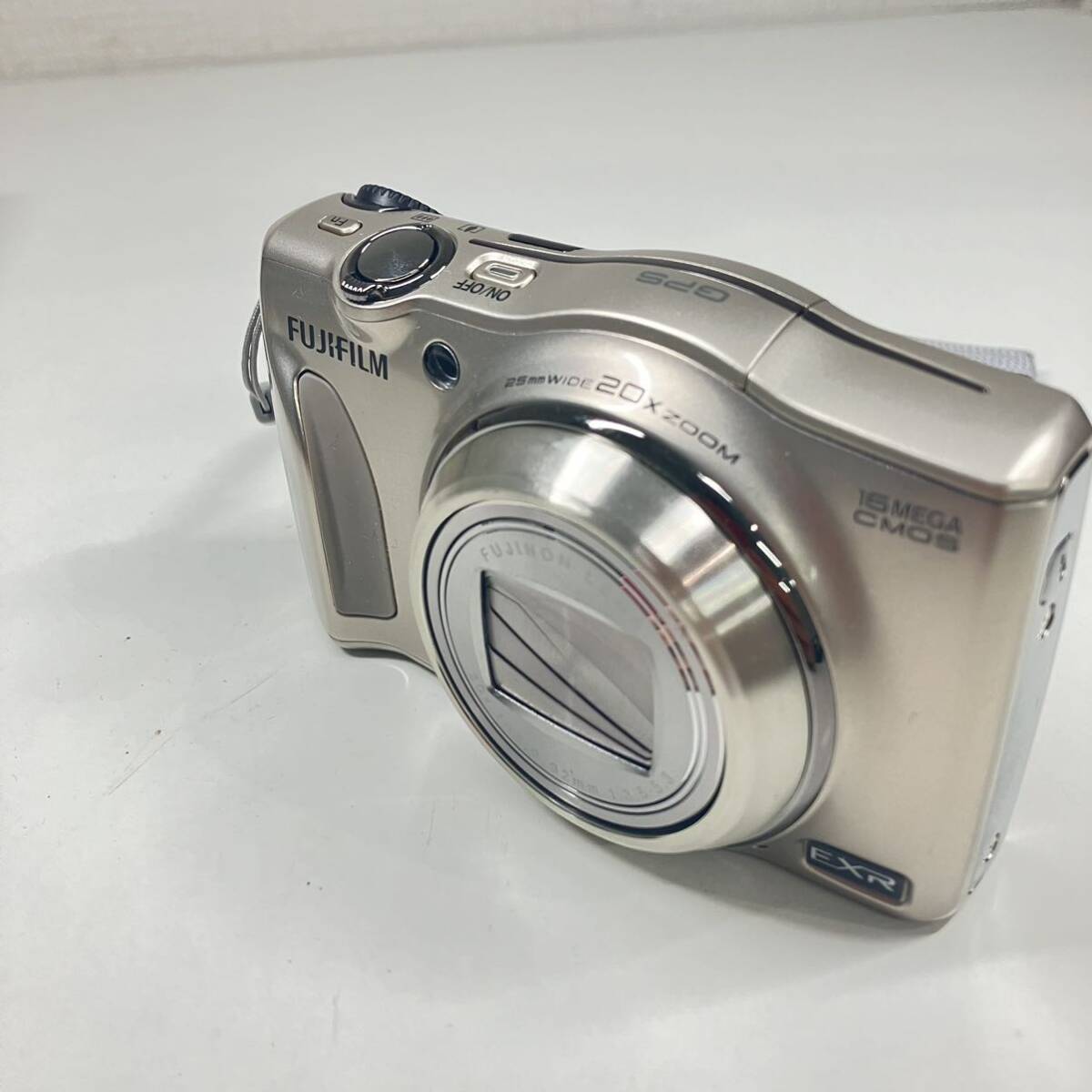 1円〜 3M FUJIFILM 富士フイルム デジタルカメラ FinePix F770EXR ファインピクセル バッテリー付き 通電確認済み シルバーカラー EXR _画像3