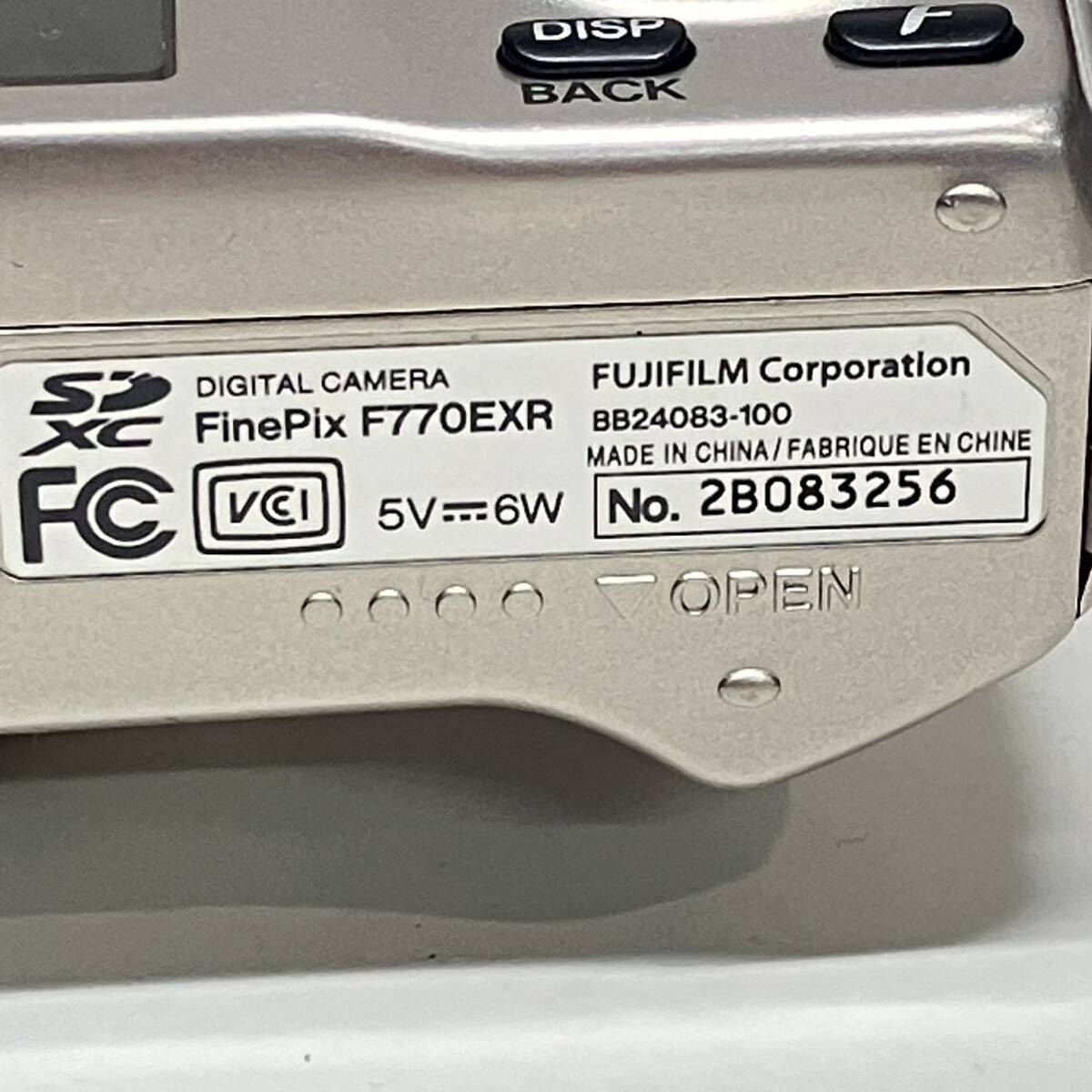 1円〜 3M FUJIFILM 富士フイルム デジタルカメラ FinePix F770EXR ファインピクセル バッテリー付き 通電確認済み シルバーカラー EXR _画像8
