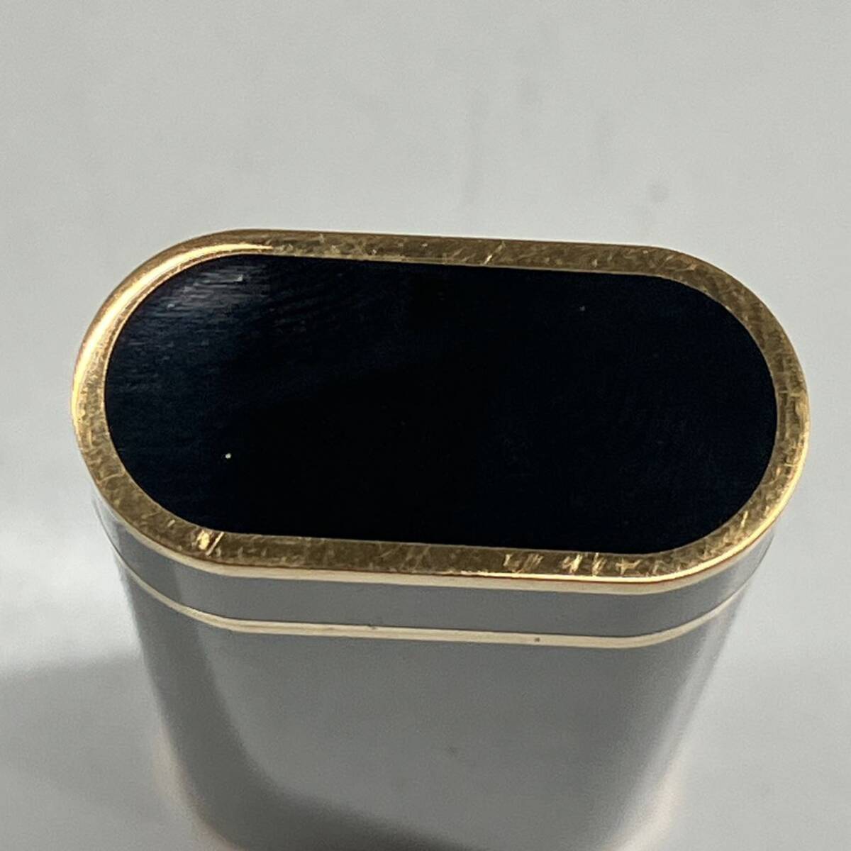 1円〜 3F Cartier カルティエ ローラー式 ガスライター 86870 J 重量73.39g ブラック×ゴールド スイス製 着火未確認 喫煙具 ロゴ入り箱付_画像7