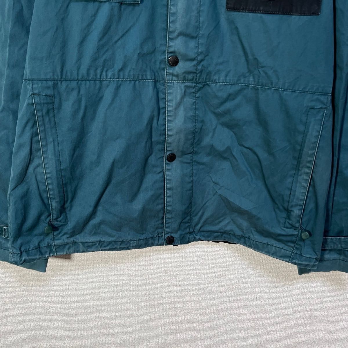ノースフェイス マウンテンパーカー ジャケット　エメラルドブルー　刺繍ワンポイント　肩ロゴ　袖ロゴ　XL 古着　人気　希少　2k