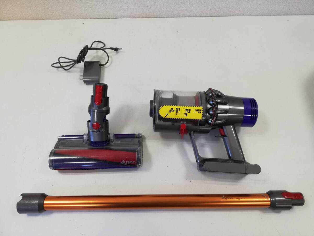 【か62】SV12 dyson ダイソン 掃除機 動作品 コードレスクリーナー _画像1