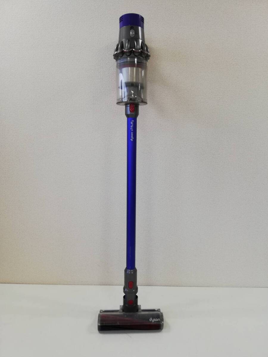 【え71】SV12 dyson ダイソン 掃除機 動作品 コードレスクリーナー _画像2