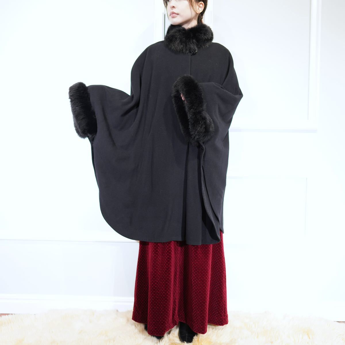 EU VINTAGE GOLDIX FUR WOOL CAPE COAT PONCHO/ヨーロッパ古着ファーウールケープコート(ポンチョ)_画像1