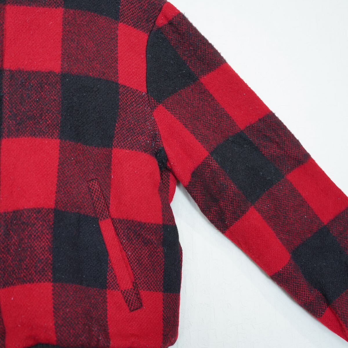 USA VINTAGE Woolrich CHECK PATTERNED ZIP WOOL BLOUSON USA VINTAGE Woolrich CHECK PATTERNED ZIP WOOL BLOUSON
