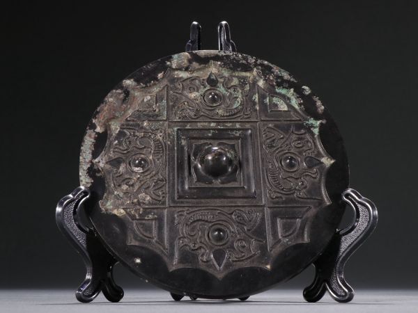 【瓏】古青銅鏨刻彫 獣紋青銅鏡 漢代 古置物擺件 青銅器 中国古賞物 蔵出