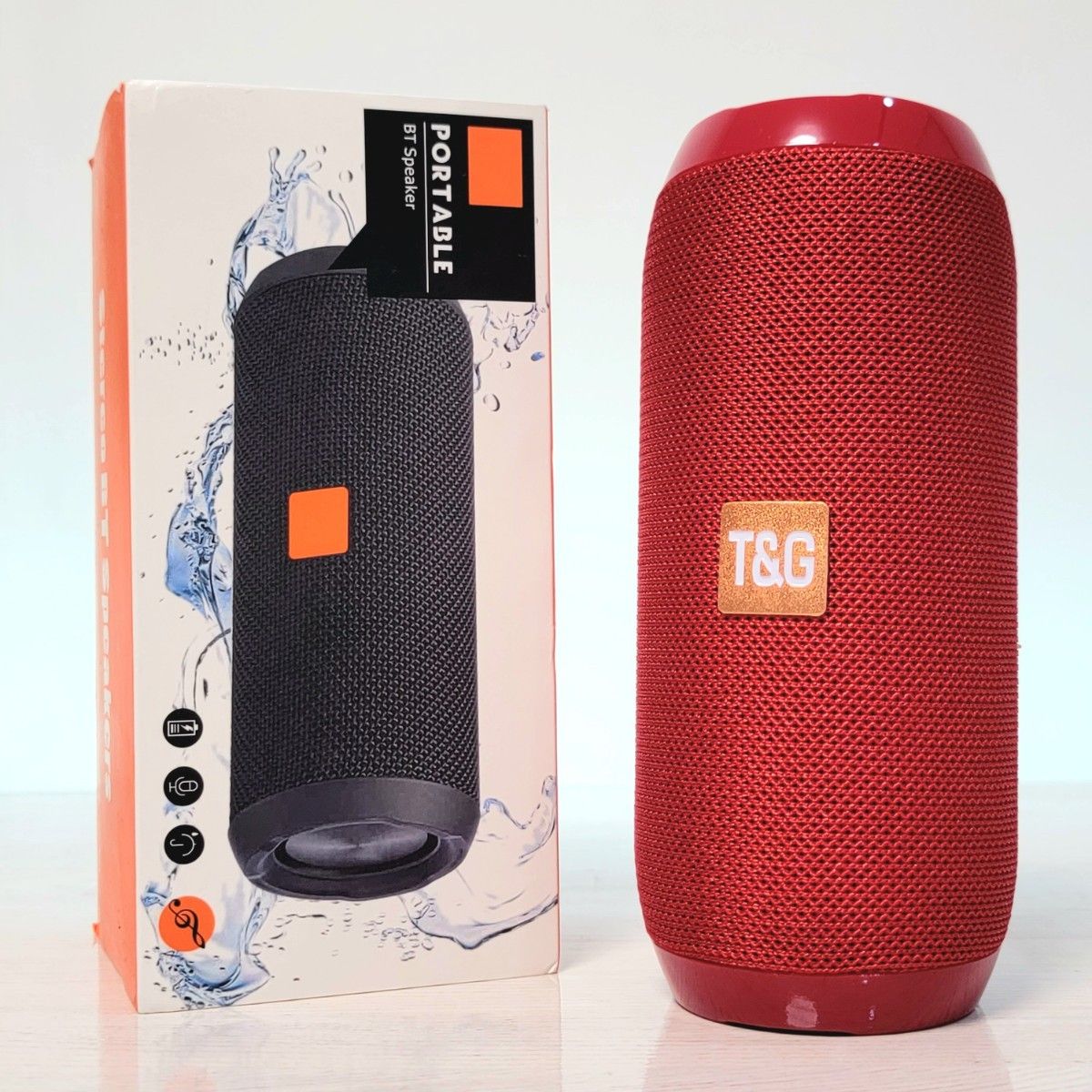 【新品】T＆G　Bluetooth ワイヤレススピーカー  レッド　車内 アウトドアに 高音質 防水 ポータブル