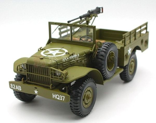 ※限定１※限定 スモール ライト モデル 1:18 カー モデル ダッジ ジープ 第二次世界大戦 アメリカのオフロード車 軍用 ビープ WC51