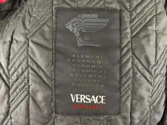 VERSACE SPORT●ヴェルサーチ レディース＜キルティングジャケット＞●M1944c_画像6