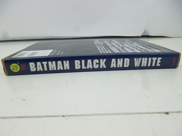 X432-N38-239 BATMAN BLACK AND WHITE バットマン ブラック&ホワイト DC SUPER COMICS コミックス 小学館プロダクション 現状品③_画像3