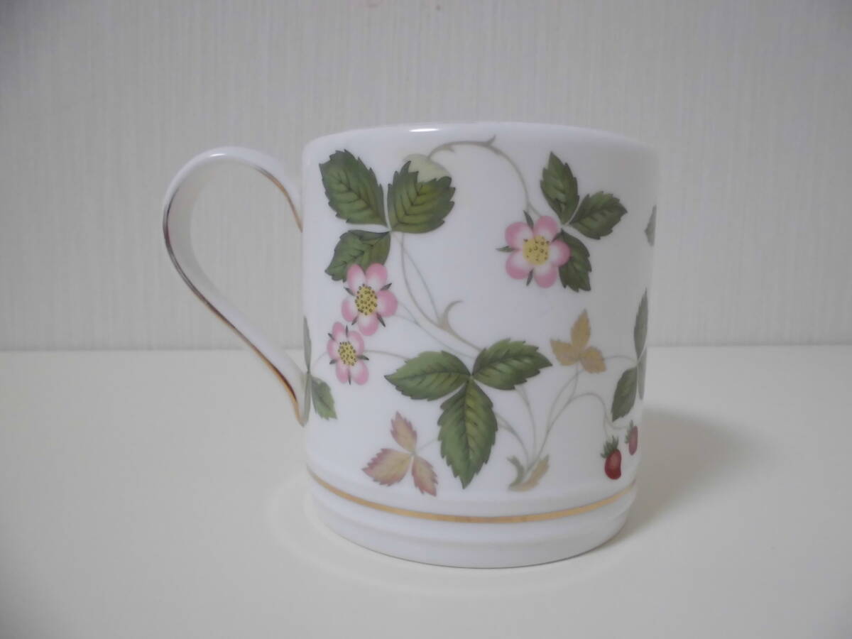 WEDGWOOD ウェッジウッド WILD STRAWBERRY ワイルドストロベリー ROYAL ARDEN ロイヤルアーデン マグカップ 2点セット まとめ売り_画像2