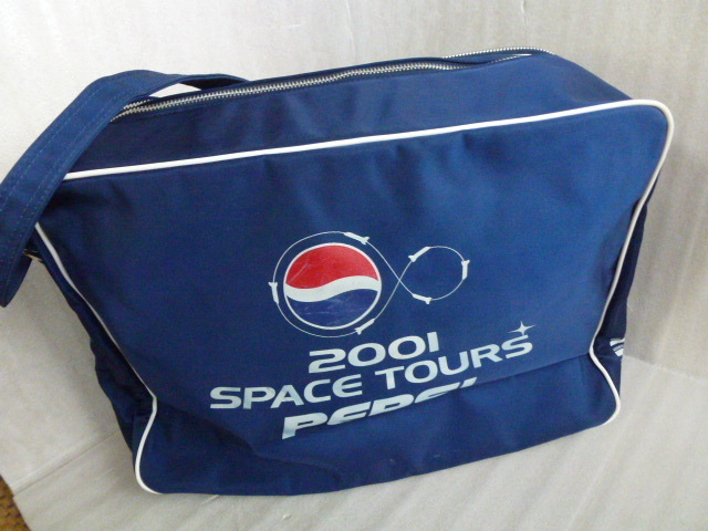 非売品　PEPSI ペプシ　2001 SPACE TOURS　トラベルバッグ ショルダーバッグ　専用タグ　当選書　付_画像2