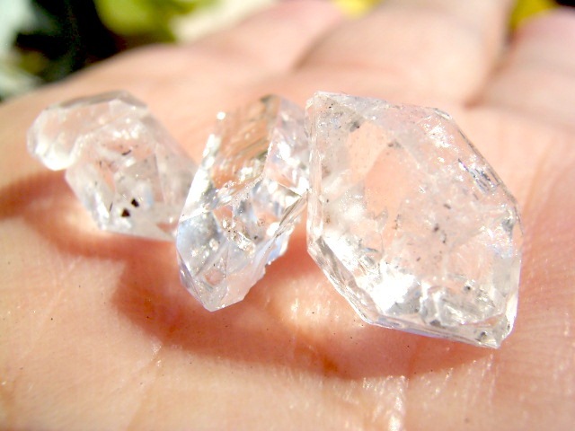 7112 ハーキマーダイヤモンド きれい小粒のお楽しみクリア美美透明水晶クリアクラウド３個組_画像4