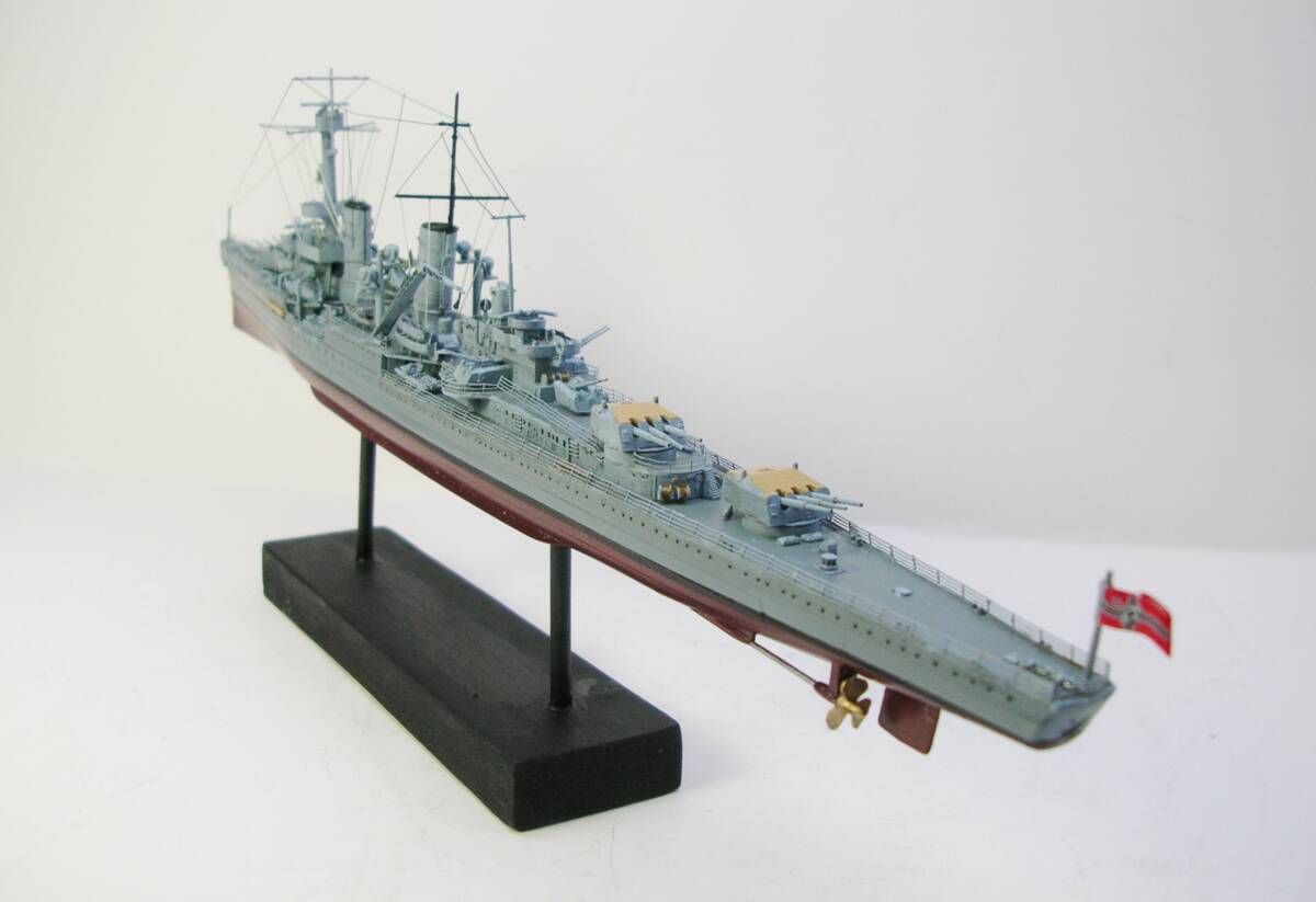 ドイツ海軍　軽巡洋艦　ケーニヒスベルク　1/700　完成品_画像4