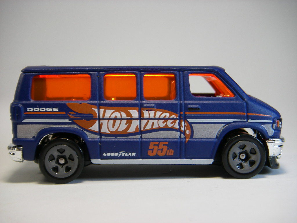 ホットウィール (青橙) ダッジ バン ＜ルース＞ Hot Wheels _画像3