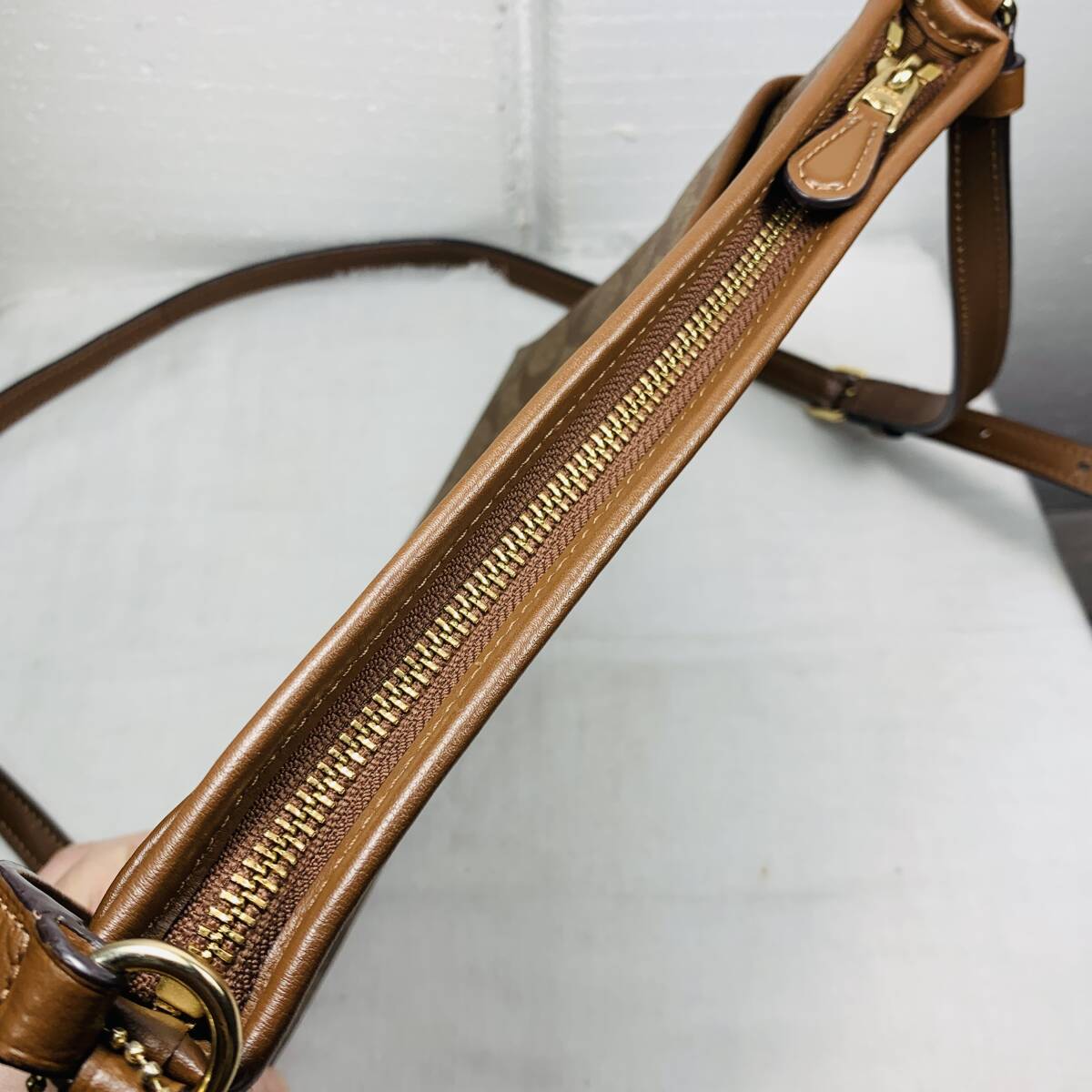 美品 COACH コーチ シグネチャー ショルダーバッグ F29210 レディース バッグ 鞄 USED品 _画像10