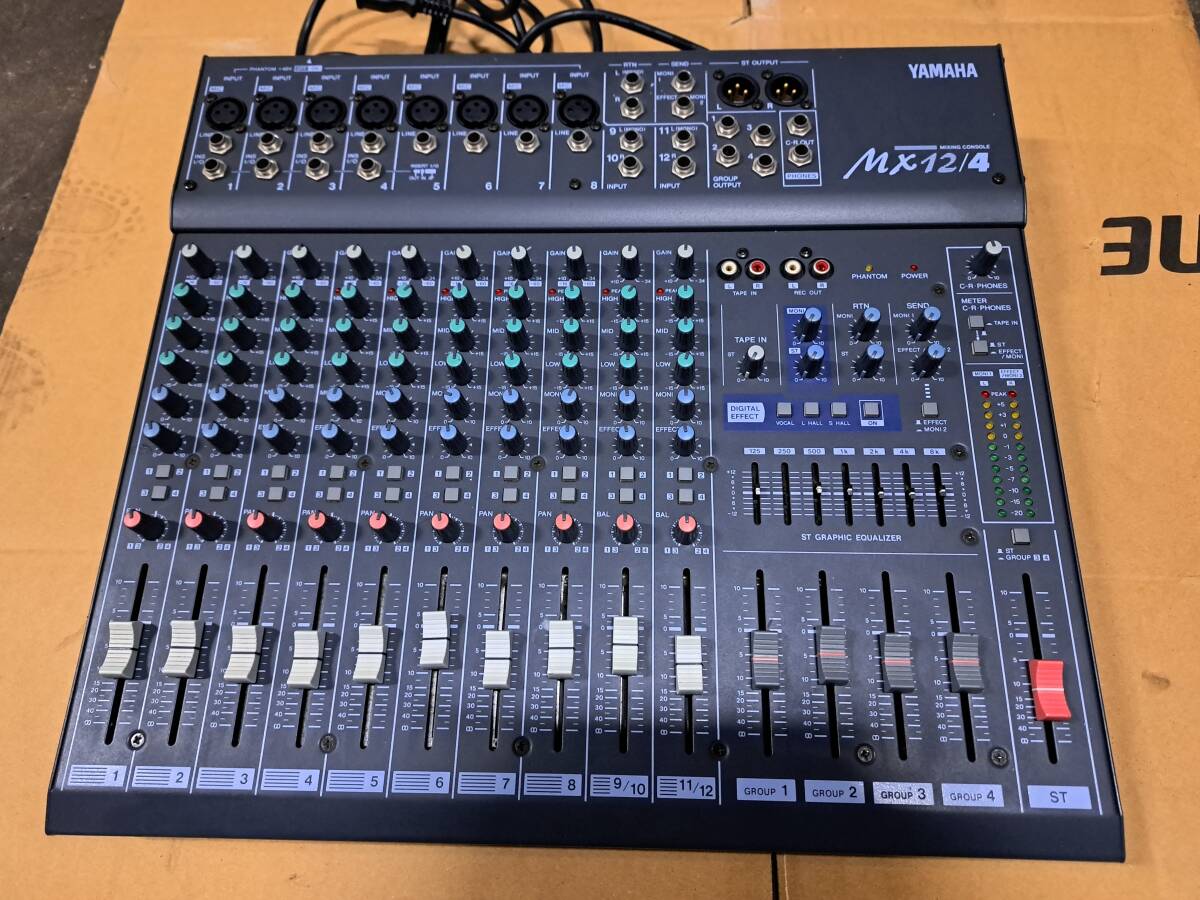 YAMAHA MX12/4 MIXING CONSOLE ヤマハ ミキシングコンソール　！_画像8