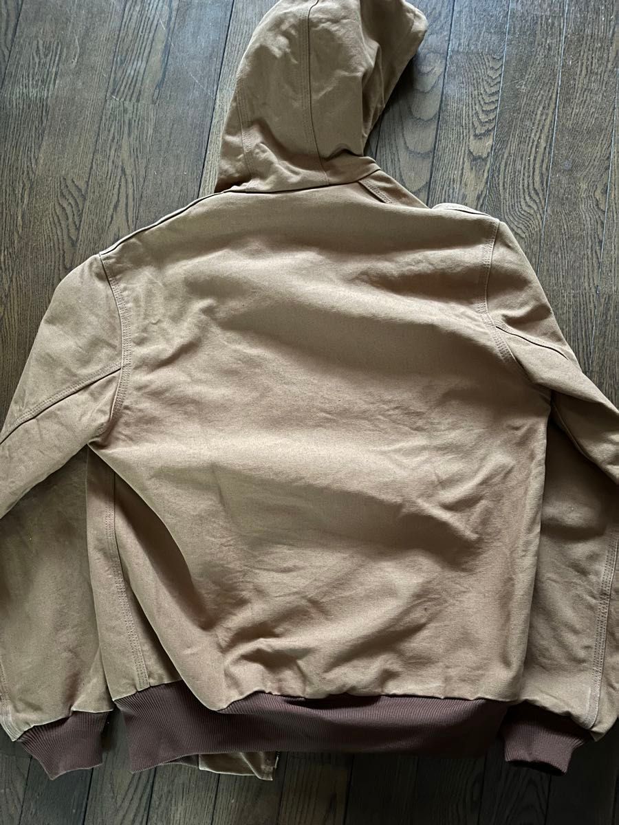 Carhartt レア 美品 日本未入荷 コラボアクティブジャケット Carhartt レア 美品 日本未入荷 コラボアクティブジャケット