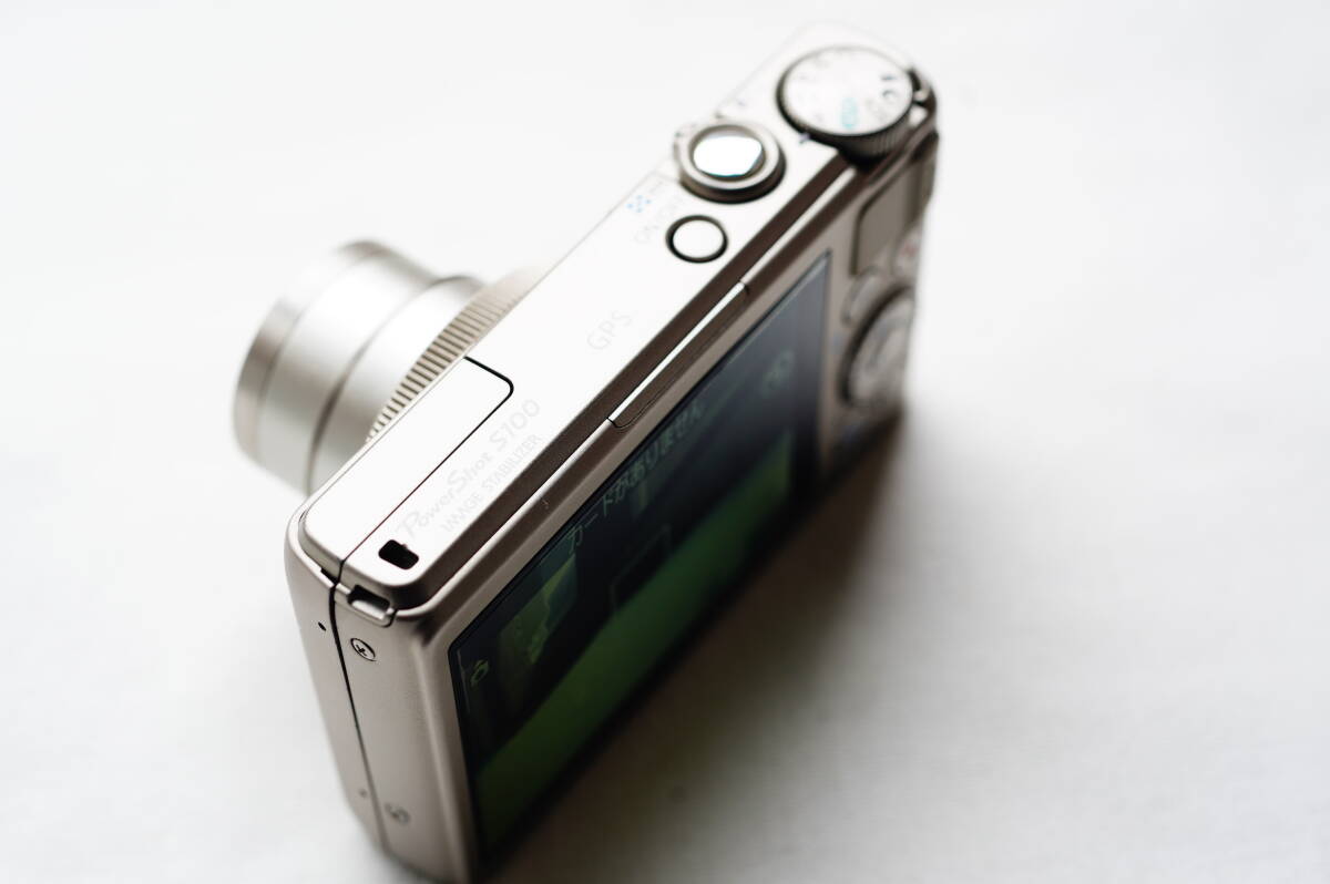 Canon デジタルカメラ PowerShot S100 シルバー 水中ハウジングおまけ付きの画像9