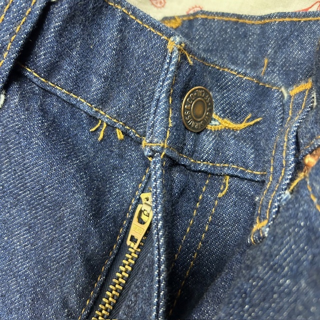 美品 80s 80年製 Levis 505 デニムパンツ 32 濃紺ミント 極東 美品 80s 80年製 Levis 505 デニムパンツ 32 濃紺ミント 極東