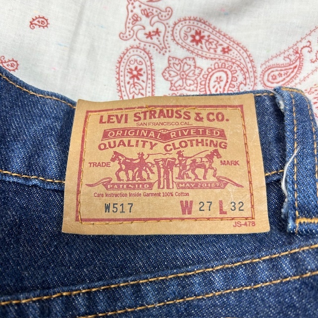 90s Levis W517 ブーツカットデニムパンツ 27 濃青 日本製 オールド リーバイス ヴィンテージ フレア レディース 95年製 XS～S　●394_画像3